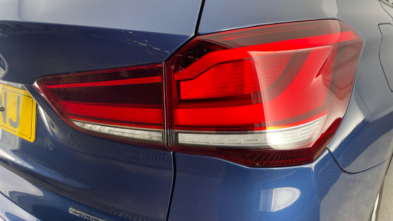 BMW X1 sDrive 18i [136] SE 5dr Petrol Estate